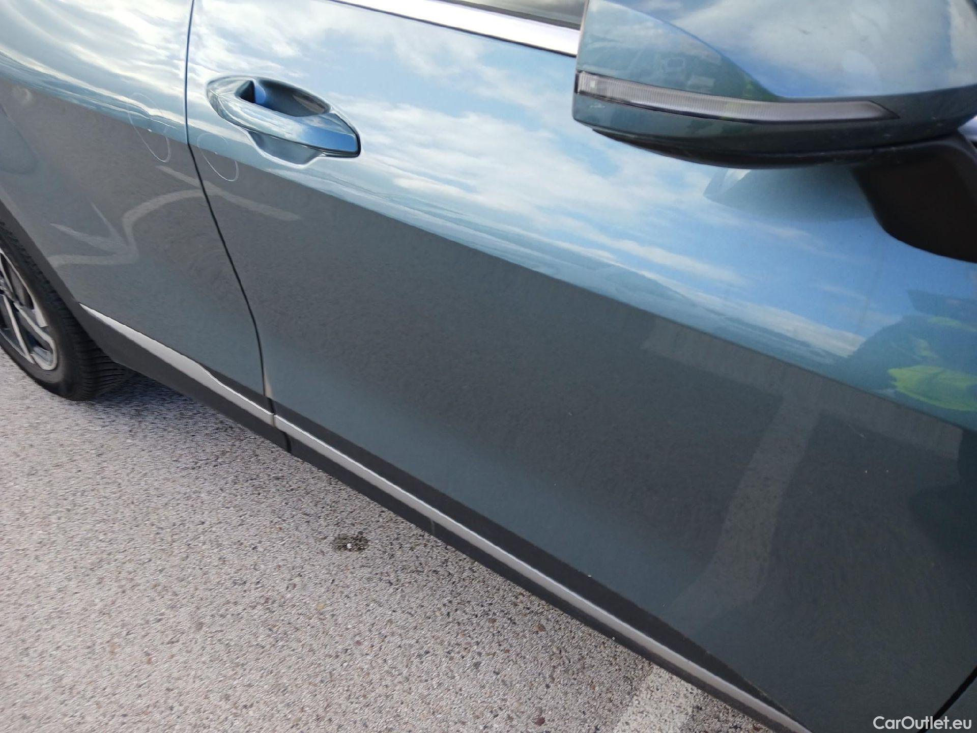  KIA  Sportage KIA  / 2022 / 5P / todoterreno 1.6 T-GDi HEV 171kW (230CV) Drive 4X2 #17