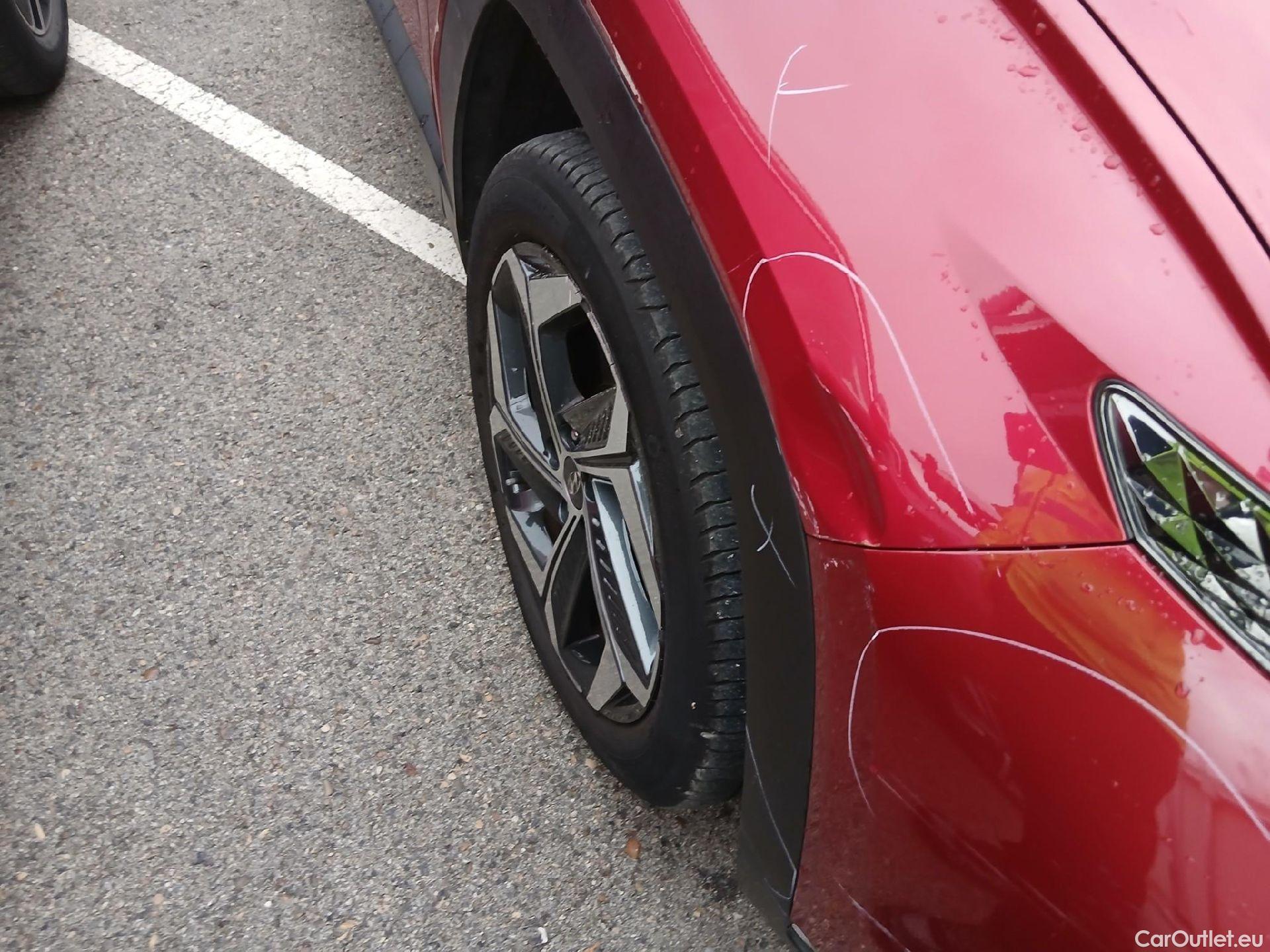  Hyundai  Tucson HYUNDAI  / 2020 / 5P / todoterreno 1.6 TGDI 169kW HEV Tecno Auto 2C #63