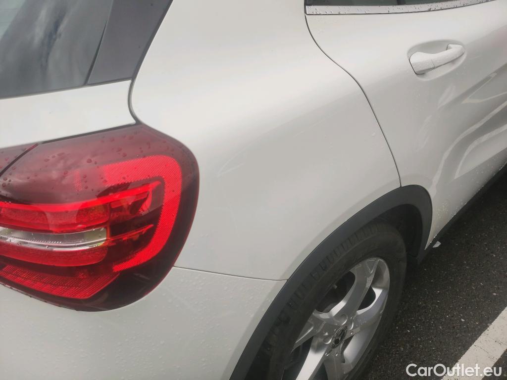  Mercedes  GLA MERCEDES-BENZ Clase  / 2017 / 5P / todoterreno  200 d #11