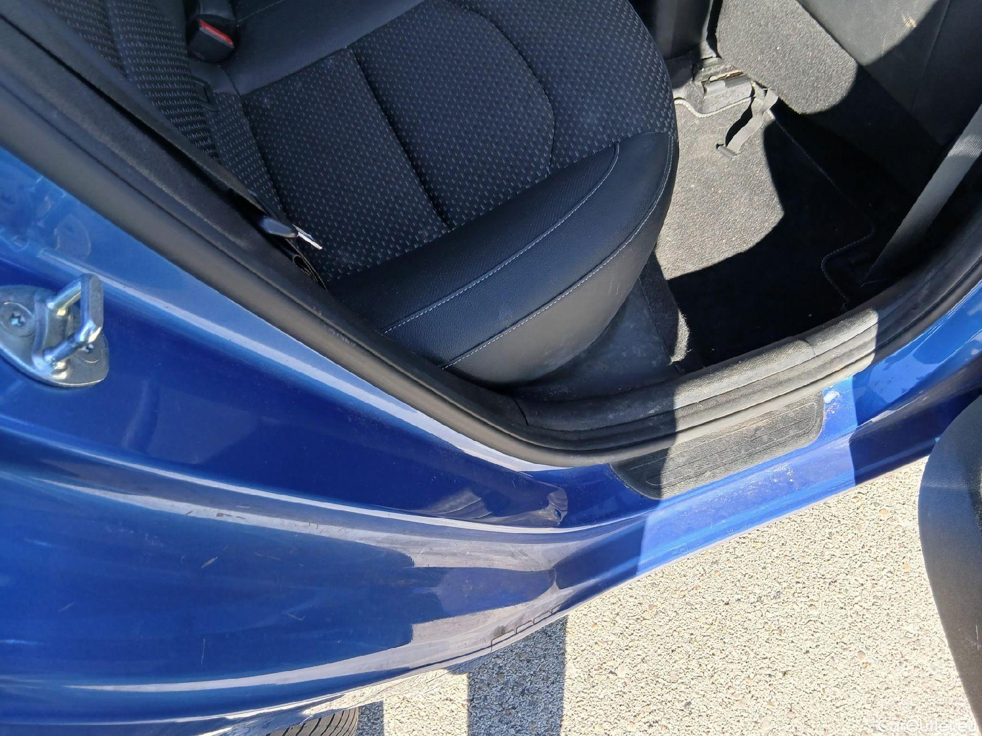  KIA  Cee'd KIA Ceed Tourer / 2021 / 5P / familiar Tourer 1.6 MHEV 100kW Tech DCT #33