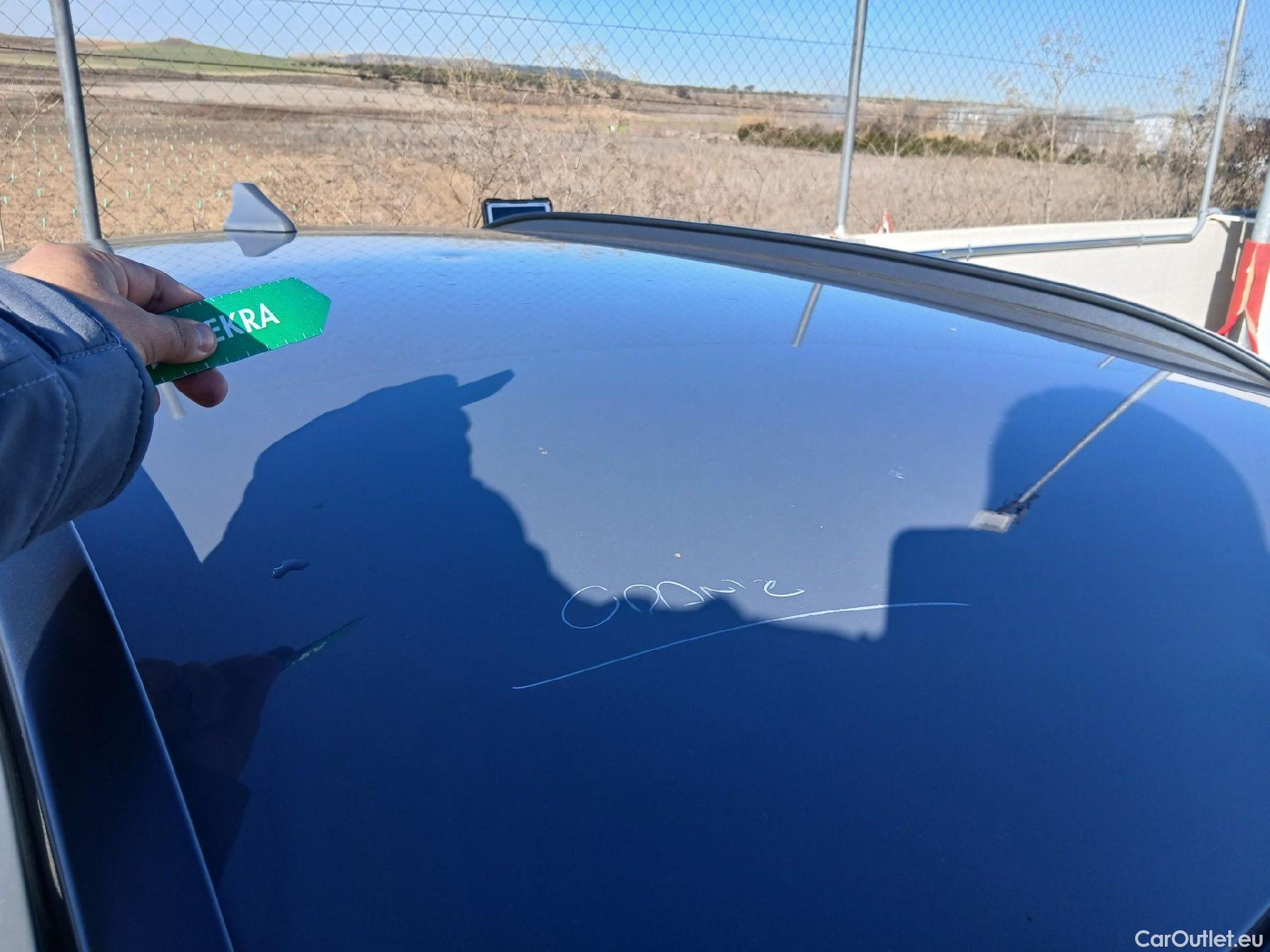  Hyundai  Konna HYUNDAI Kona / 2020 / 5P / todoterreno 1.6 GDI HEV Maxx DCT #38