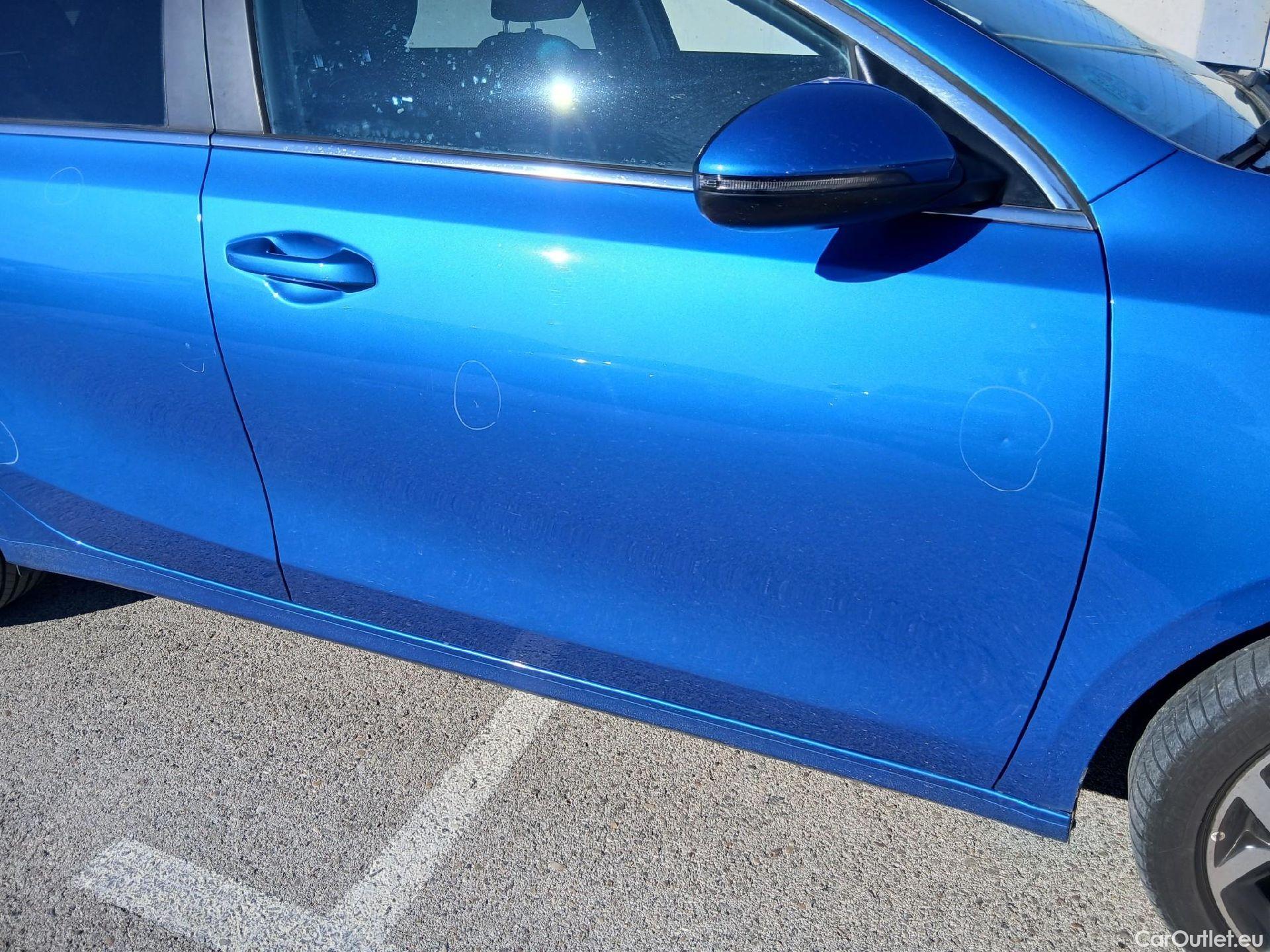  KIA  Cee'd KIA Ceed Tourer / 2021 / 5P / familiar Tourer 1.6 MHEV 100kW Tech DCT #37