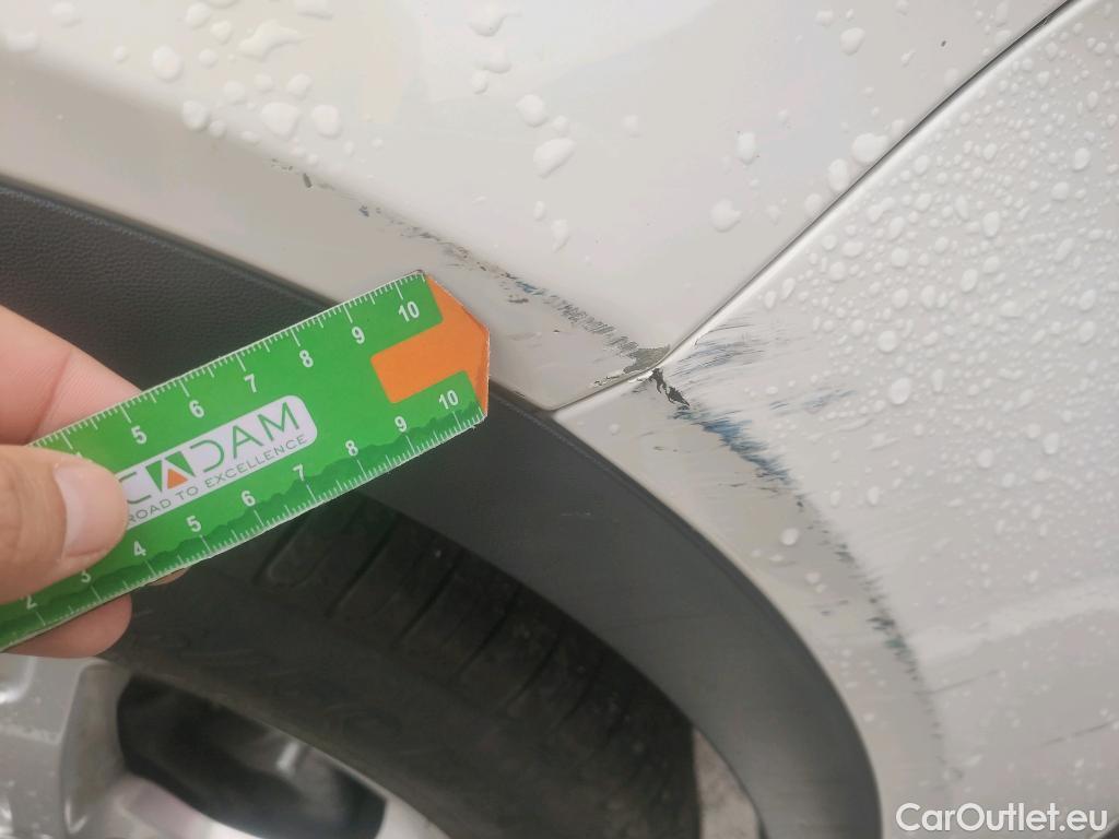  Mercedes  GLA MERCEDES-BENZ Clase  / 2017 / 5P / todoterreno  200 d #16