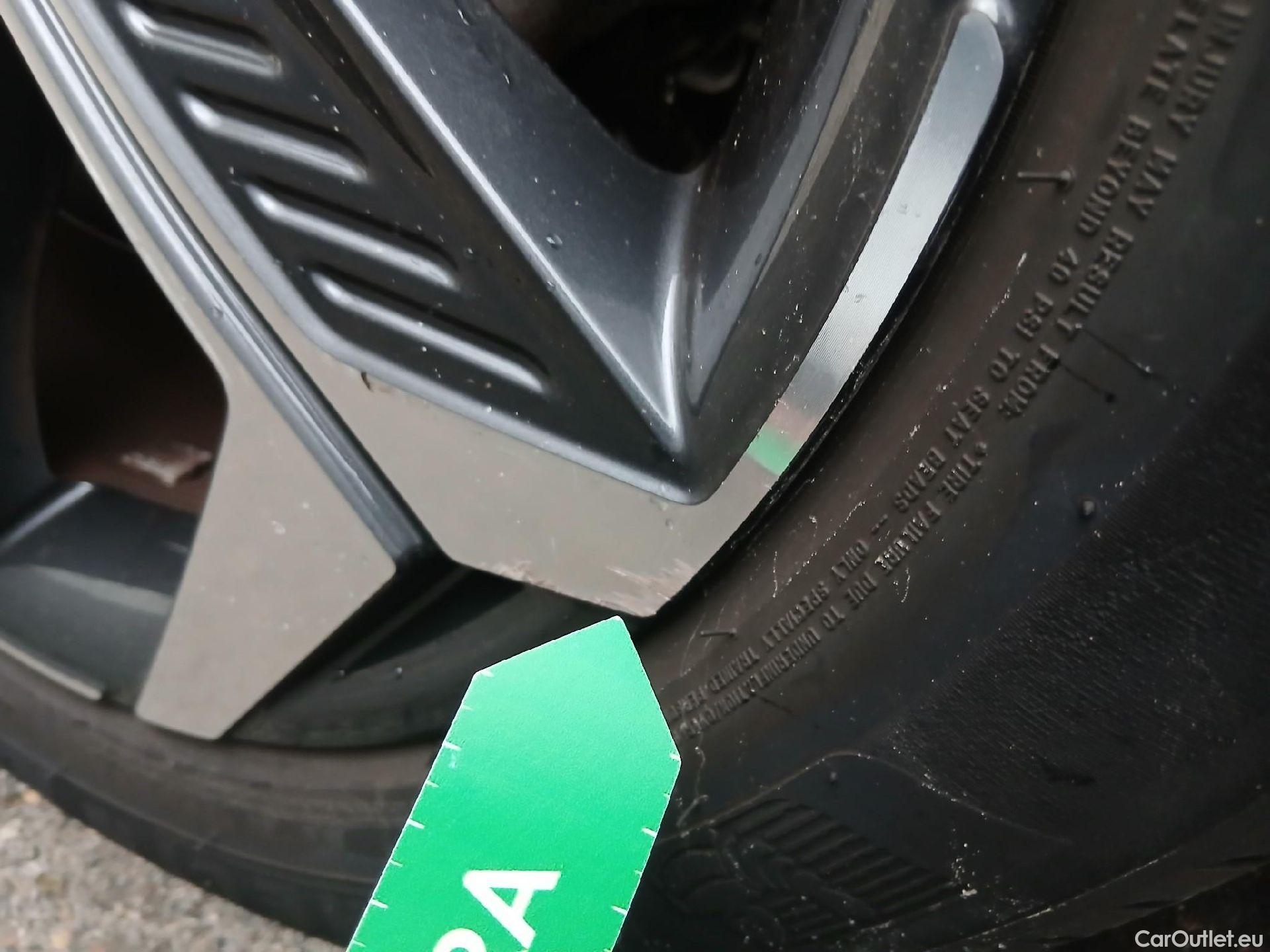  Hyundai  Tucson HYUNDAI  / 2020 / 5P / todoterreno 1.6 TGDI 169kW HEV Tecno Auto 2C #10