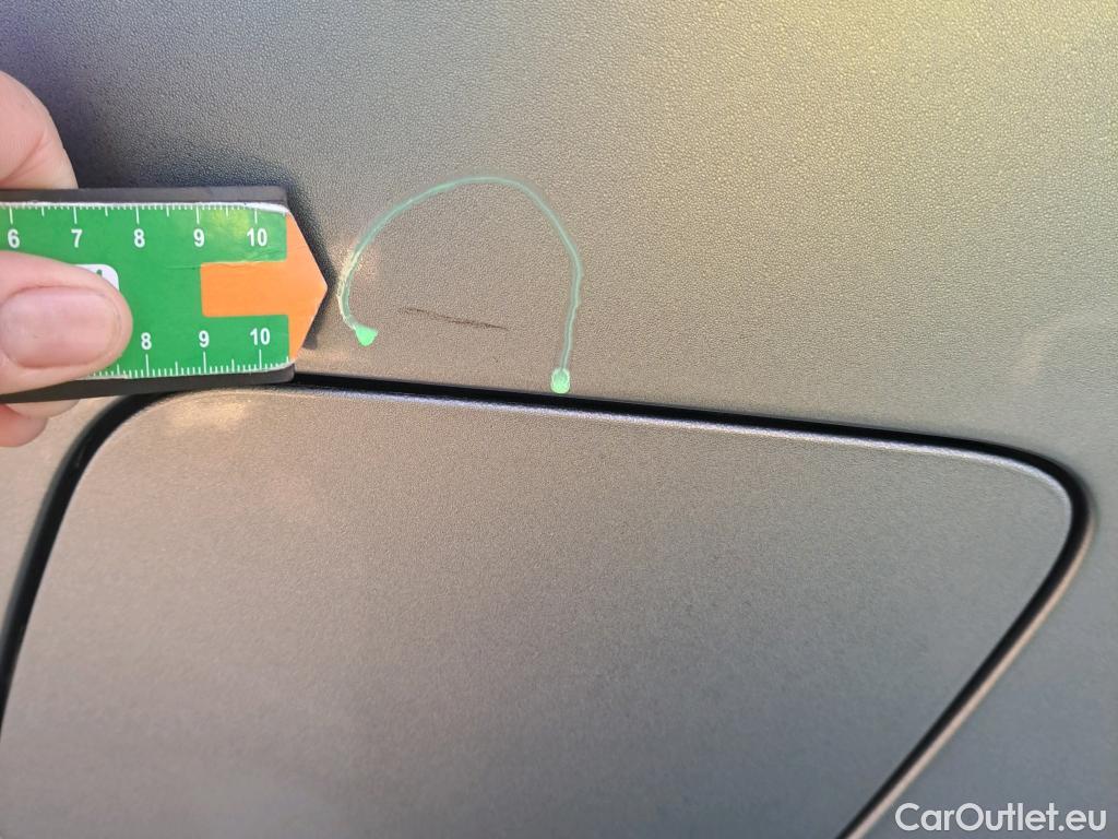  KIA  Niro KIA  / 2022 / 5P / crossover 1.6 GDi HEV 104kW (141CV) Drive #8