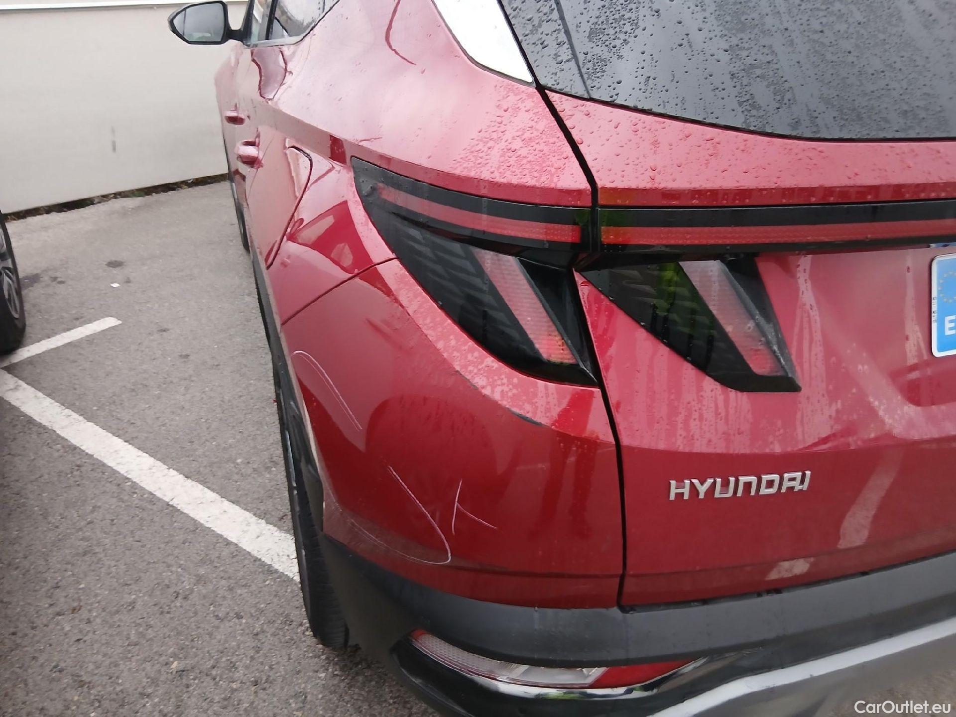  Hyundai  Tucson HYUNDAI  / 2020 / 5P / todoterreno 1.6 TGDI 169kW HEV Tecno Auto 2C #40