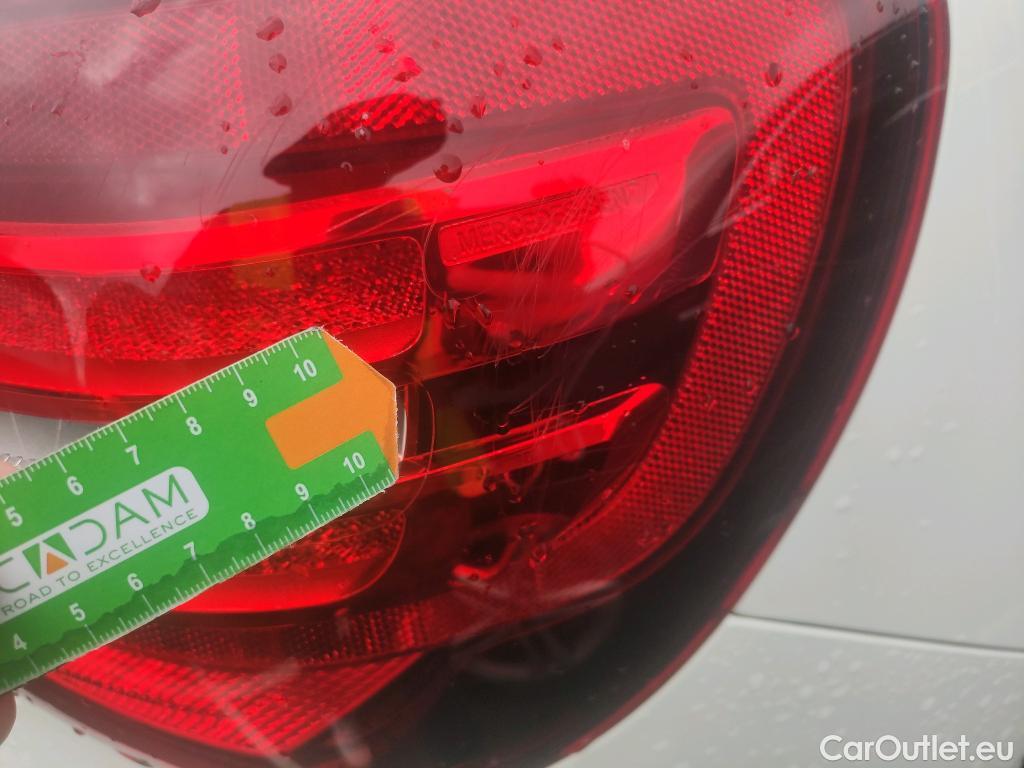  Mercedes  GLA MERCEDES-BENZ Clase  / 2017 / 5P / todoterreno  200 d #2