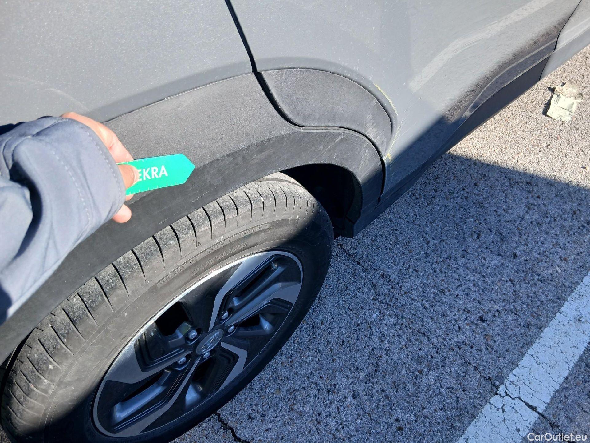  Hyundai  Konna HYUNDAI Kona / 2020 / 5P / todoterreno 1.6 GDI HEV Maxx DCT #30