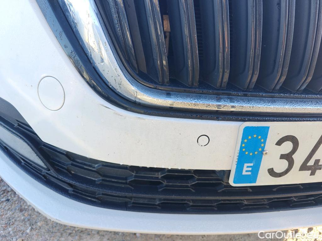  Skoda  Octavia SKODA  / 2020 / 5P / berlina con portón 2.0 TDI 110kW (150CV) Manual Ambition #10