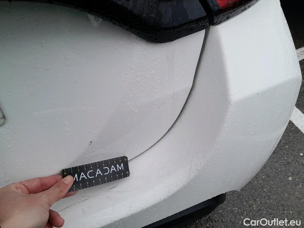  Toyota  Yaris TOYOTA  / 2020 / 5P / berlina con portón 1.5 120H Active Tech #5