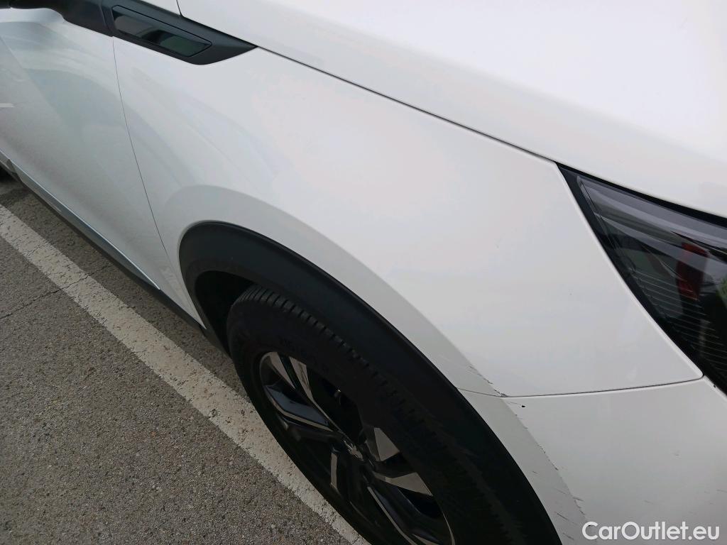  Peugeot  2008 PEUGEOT  / 2019 / 5P / todoterreno Allure Puretech 100 S&S BVM6 (CX) #11