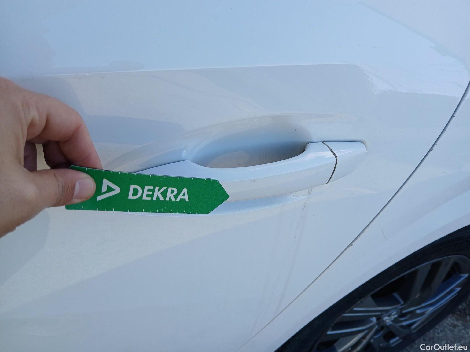  Peugeot  208 PEUGEOT  / 2019 / 5P / berlina con portón BlueHDi 73kW (100CV) Active Pack (AC) #27