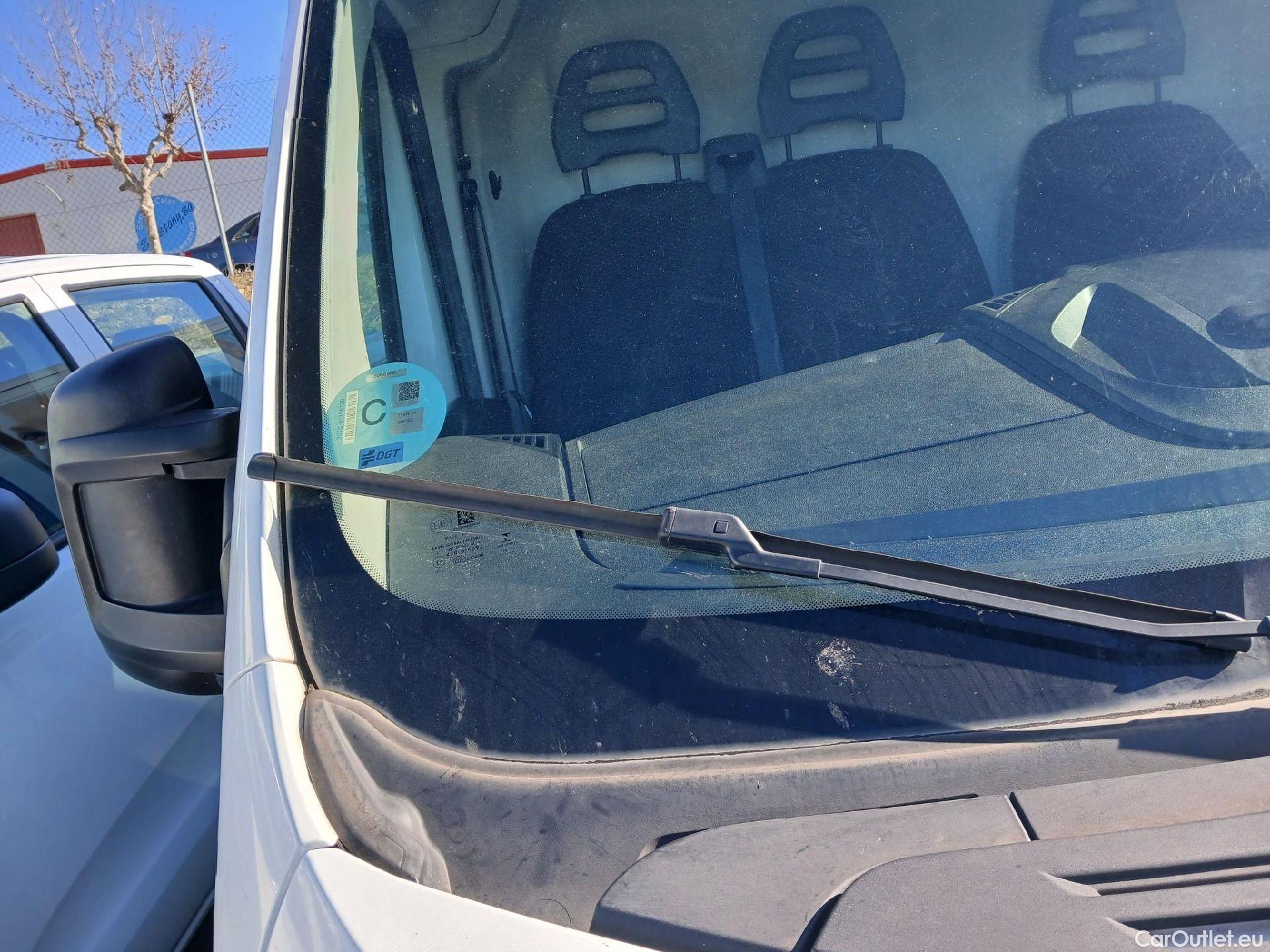  Citroen  Jumper CITROEN  / 2014 / 4P / furgón BlueHDi 103KW (140CV) Furgón 33L2H1 #47