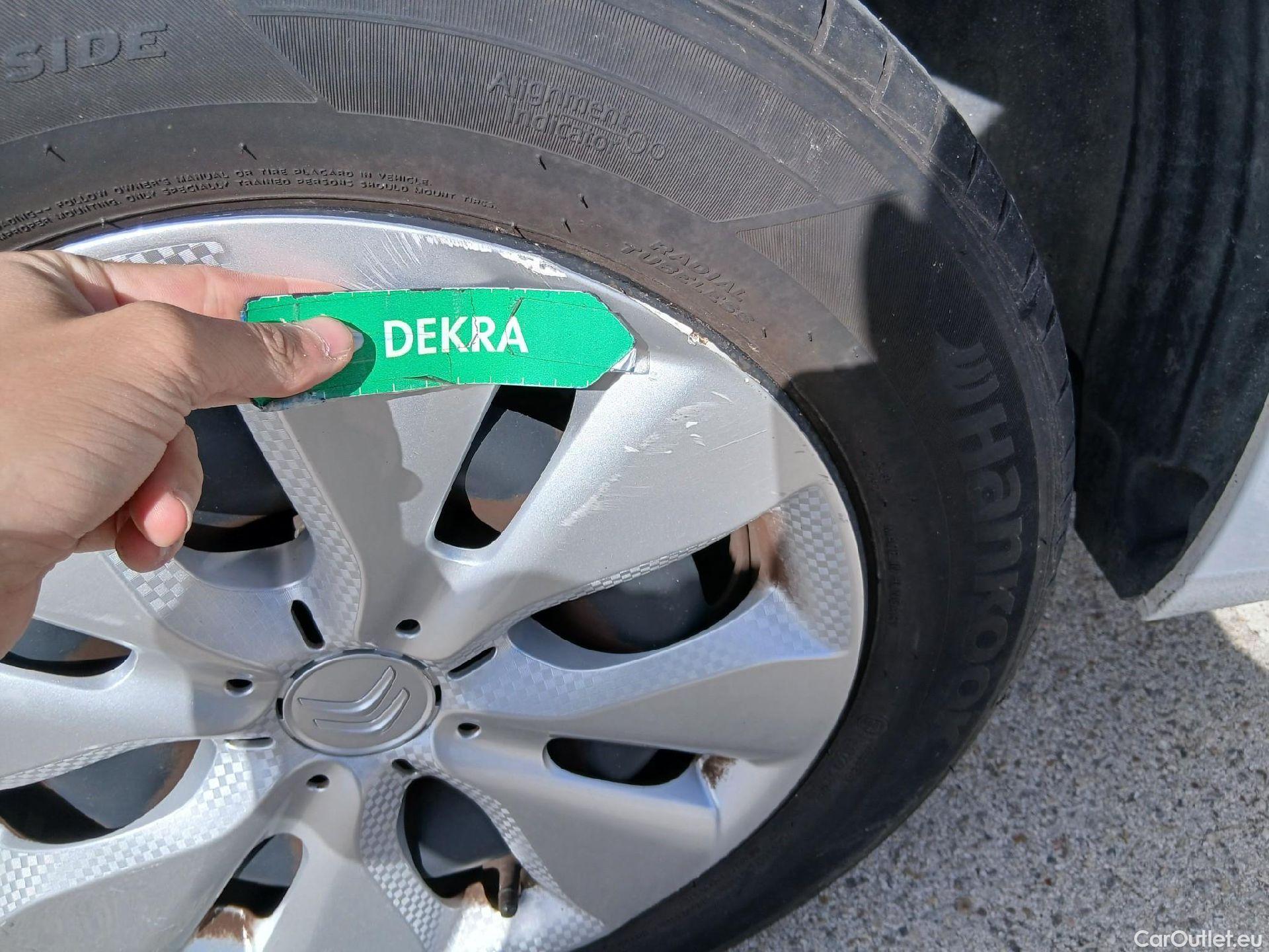  Citroen  C3 CITROEN  / 2016 / 5P / berlina comercial BlueHDi 73KW (100CV) S&S Comercial #37