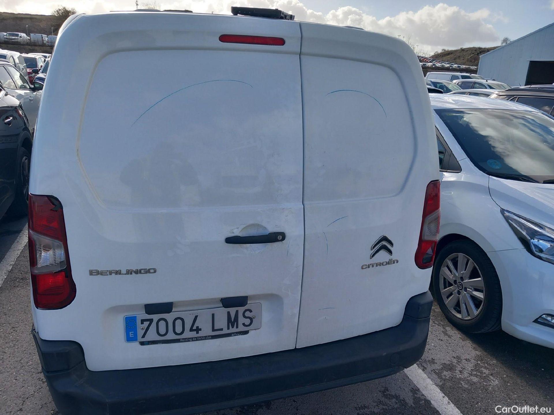  Citroen  Berlingo CITROEN  / 2018 / 3P / furgón derivado de turismo Talla M BlueHDi 100 CONTROL #25