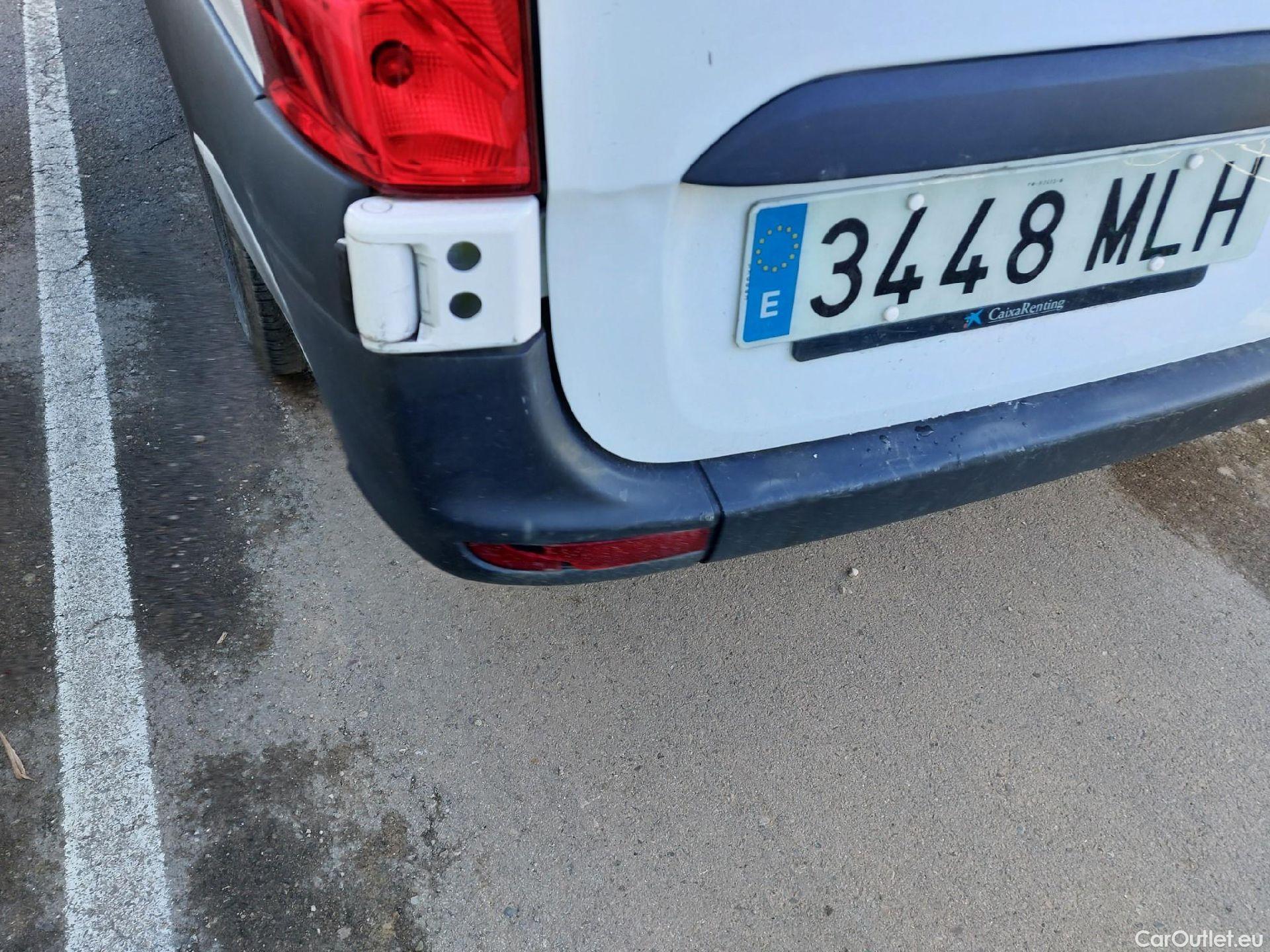  Mercedes  Sprinter  III Furgon RWD/AWD 311/315/317/319 CDI RWD L2 (907.633) 2.0 115CV MT6 E6d  #17