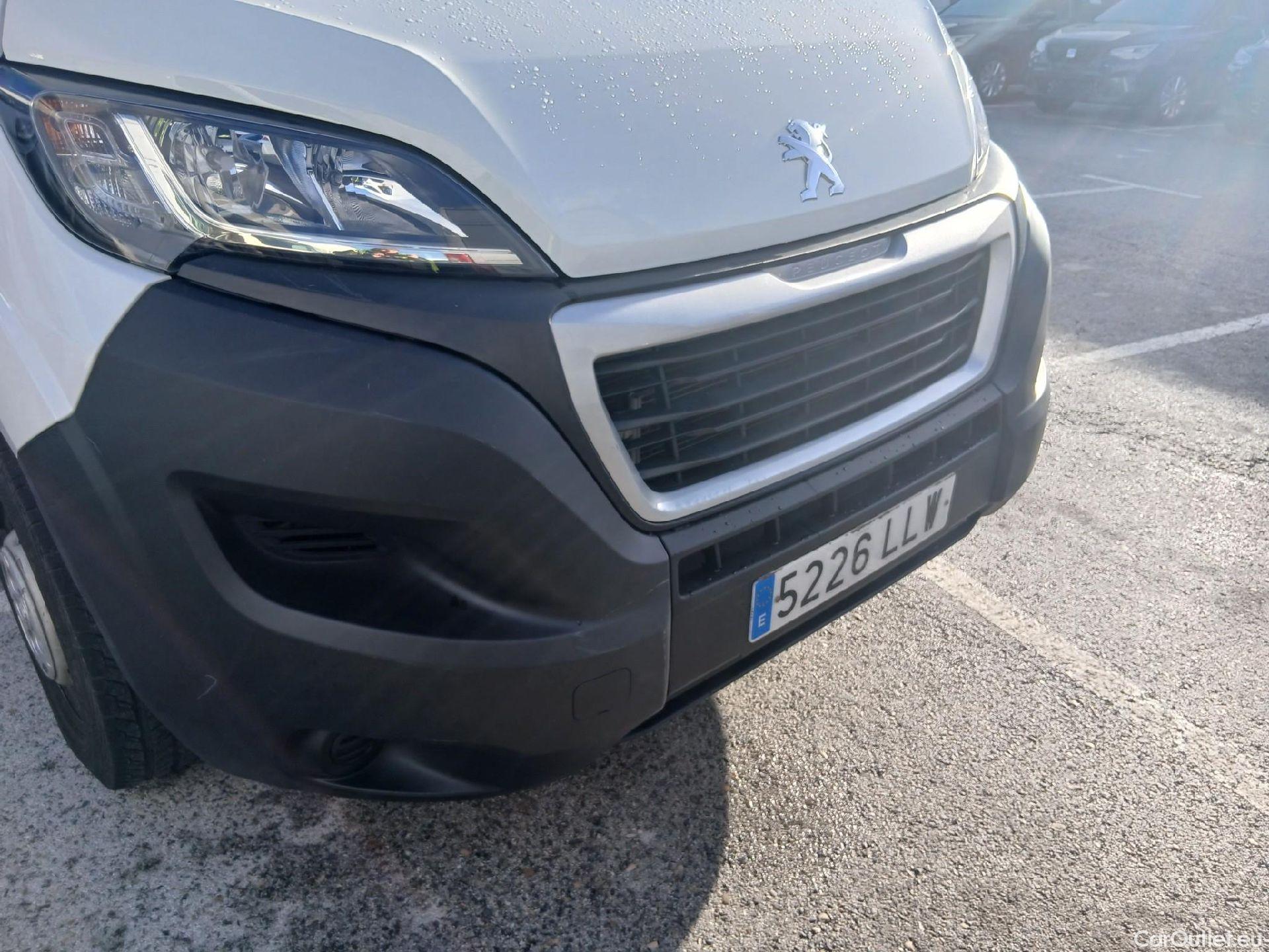  Peugeot  Boxer PEUGEOT  / 2014 / 4P / furgón 330 L1 H1 BHDI 103kW (140CV) S&S 6 V M (CX) #9