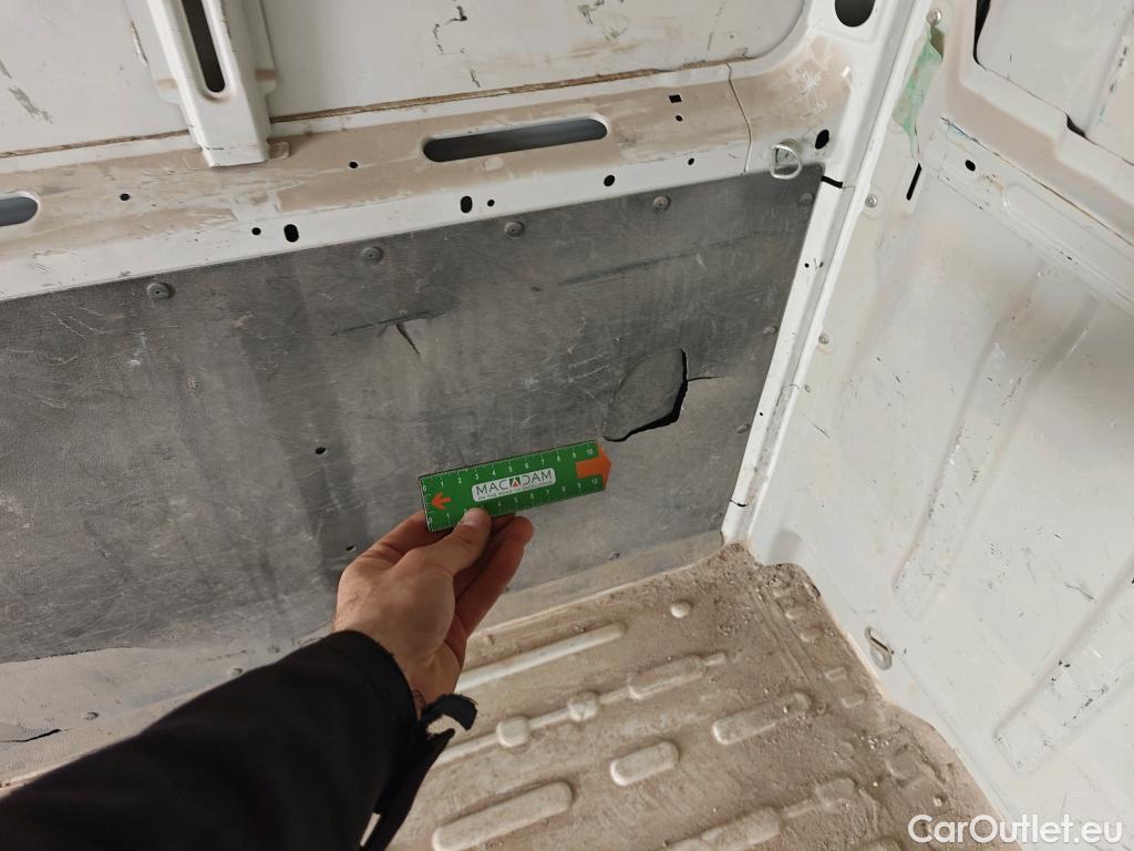  Citroen  Jumper CITROEN  / 2014 / 4P / furgón BlueHDi 88KW (120CV) Furgón 35L3H2 #76