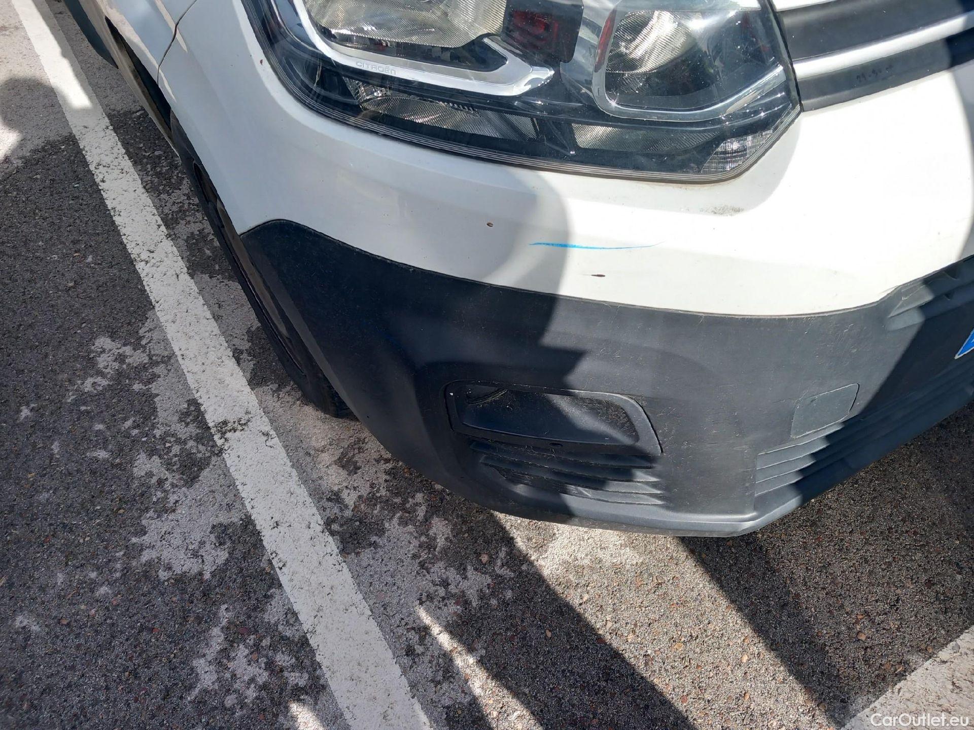  Citroen  Berlingo CITROEN  / 2018 / 3P / furgón derivado de turismo Talla M BlueHDi 100 CONTROL #11