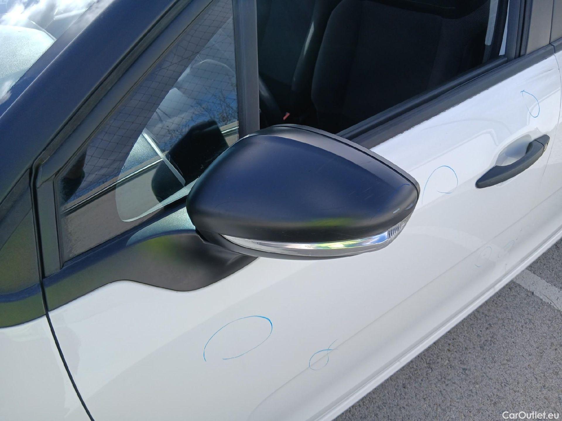  Citroen  C3 CITROEN  / 2016 / 5P / berlina comercial BlueHDi 73KW (100CV) S&S Comercial #15