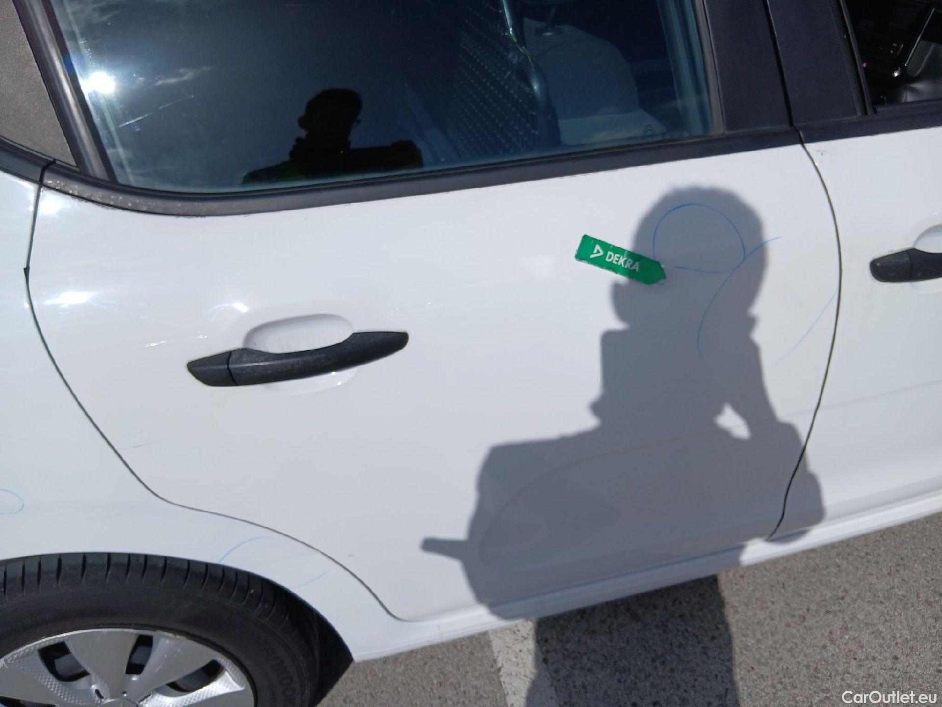  Citroen  C3 CITROEN  / 2016 / 5P / berlina comercial BlueHDi 73KW (100CV) S&S Comercial #42