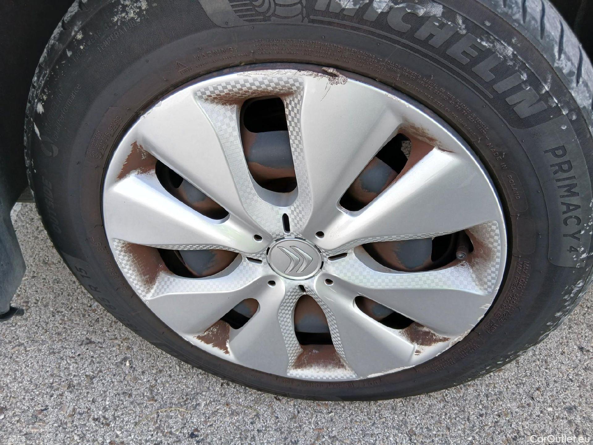  Citroen  C3 CITROEN  / 2016 / 5P / berlina comercial BlueHDi 73KW (100CV) S&S Comercial #9