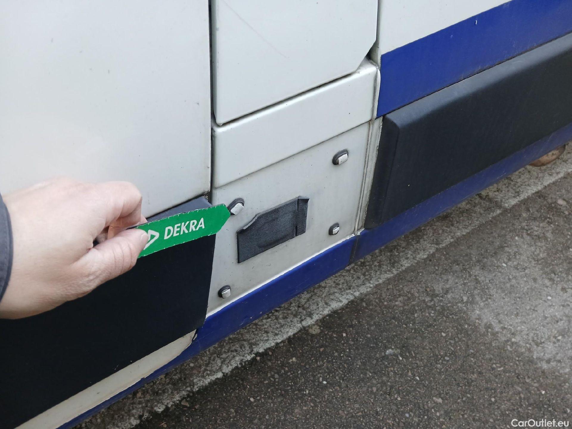  Citroen  Jumper CITROEN  / 2014 / 4P / furgón BlueHDi 103KW (140CV) Furgón 33L2H1 #4