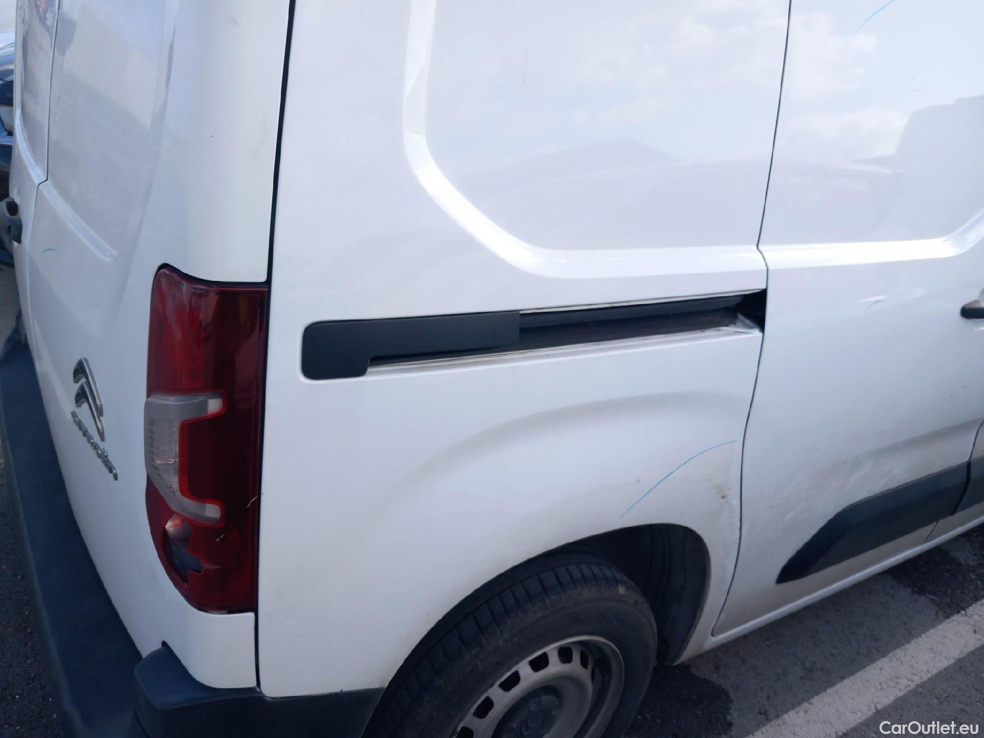  Citroen  Berlingo CITROEN  / 2018 / 3P / furgón derivado de turismo Talla M BlueHDi 100 CONTROL #34