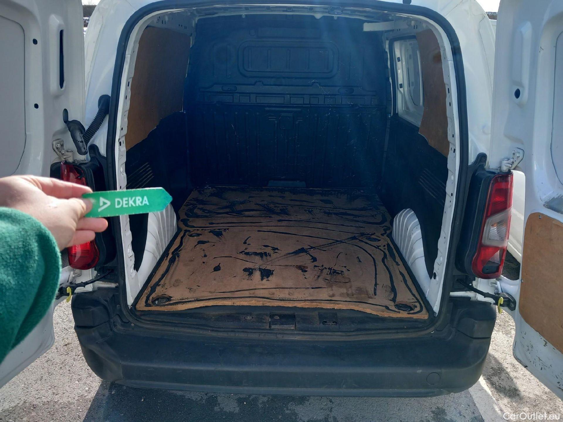  Citroen  Berlingo CITROEN  / 2018 / 3P / furgón derivado de turismo Talla M BlueHDi 100 CONTROL #8