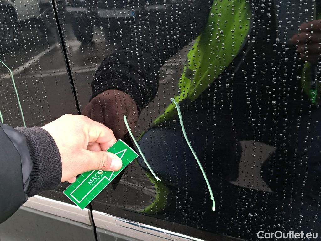  Volkswagen  Tiguan VOLKSWAGEN  / 2020 / 5P / todoterreno Life 2.0 TDI 110kW (150CV) DSG (AC2) #3