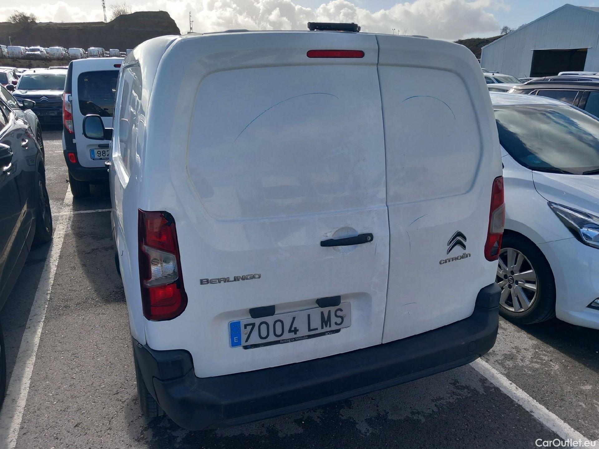  Citroen  Berlingo CITROEN  / 2018 / 3P / furgón derivado de turismo Talla M BlueHDi 100 CONTROL #24
