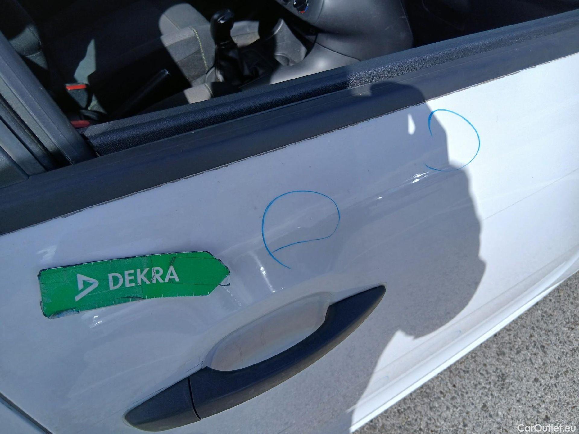  Citroen  C3 CITROEN  / 2016 / 5P / berlina comercial BlueHDi 73KW (100CV) S&S Comercial #51