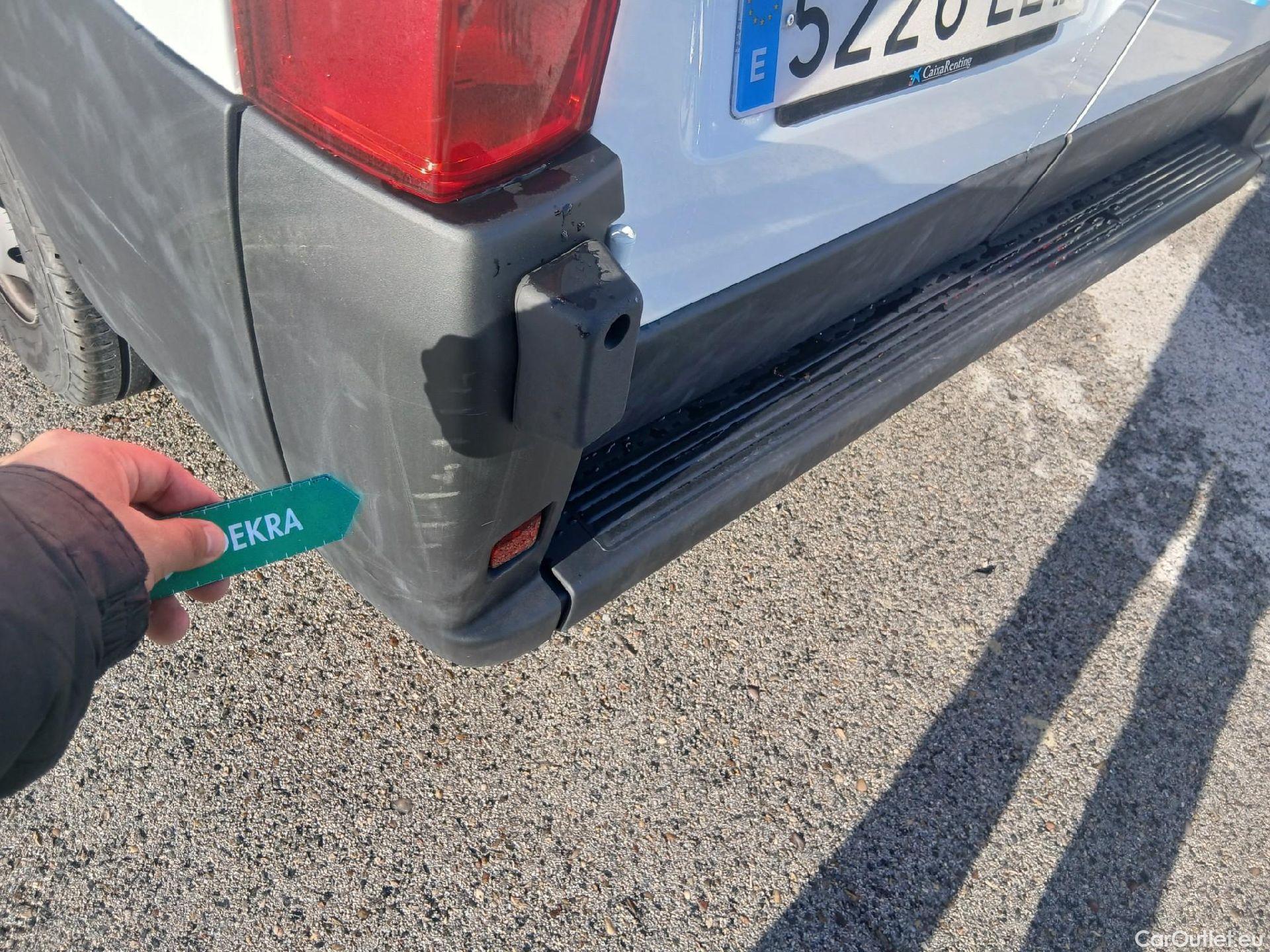  Peugeot  Boxer PEUGEOT  / 2014 / 4P / furgón 330 L1 H1 BHDI 103kW (140CV) S&S 6 V M (CX) #14