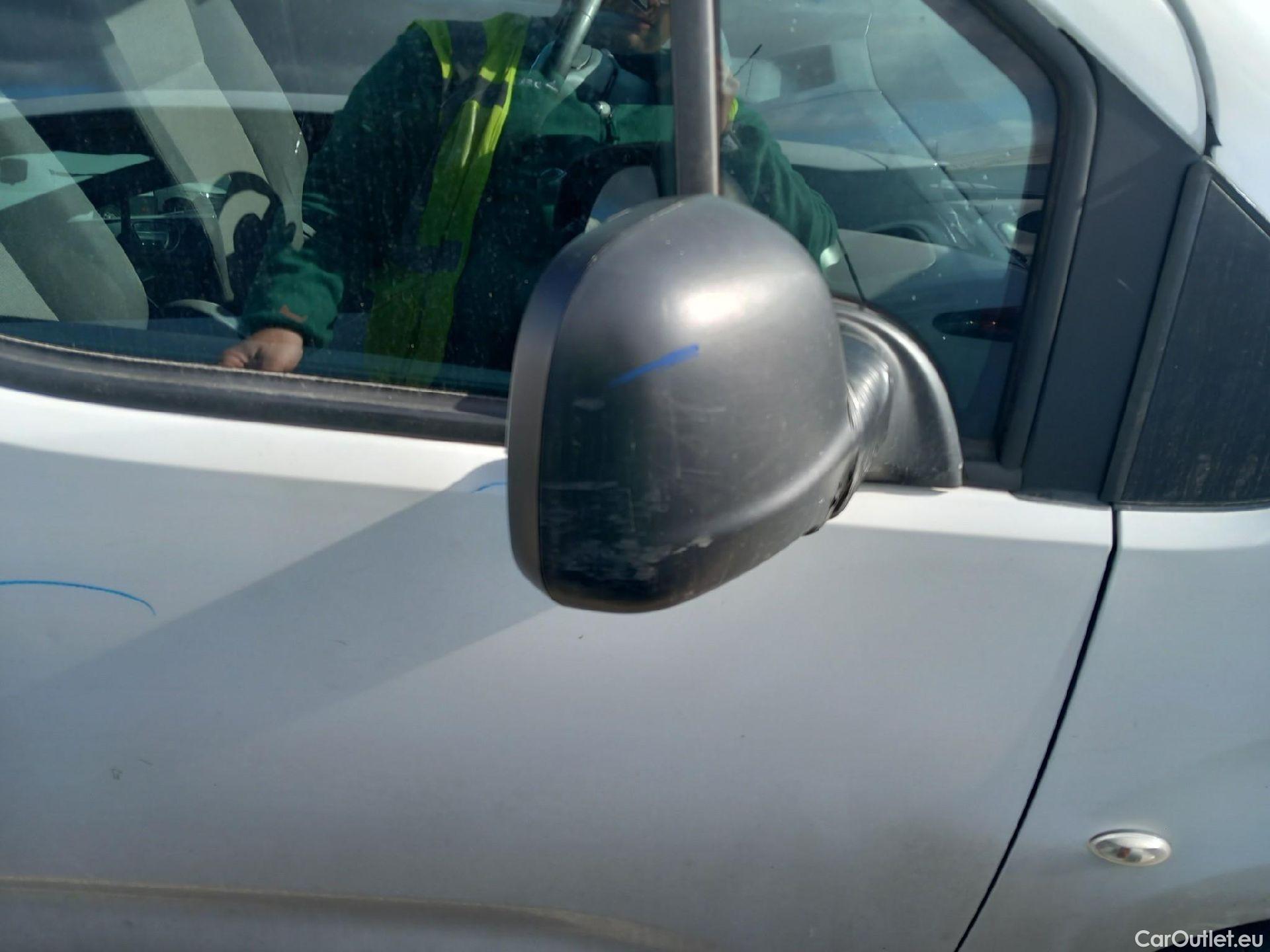  Citroen  Berlingo CITROEN  / 2018 / 3P / furgón derivado de turismo Talla M BlueHDi 100 CONTROL #39