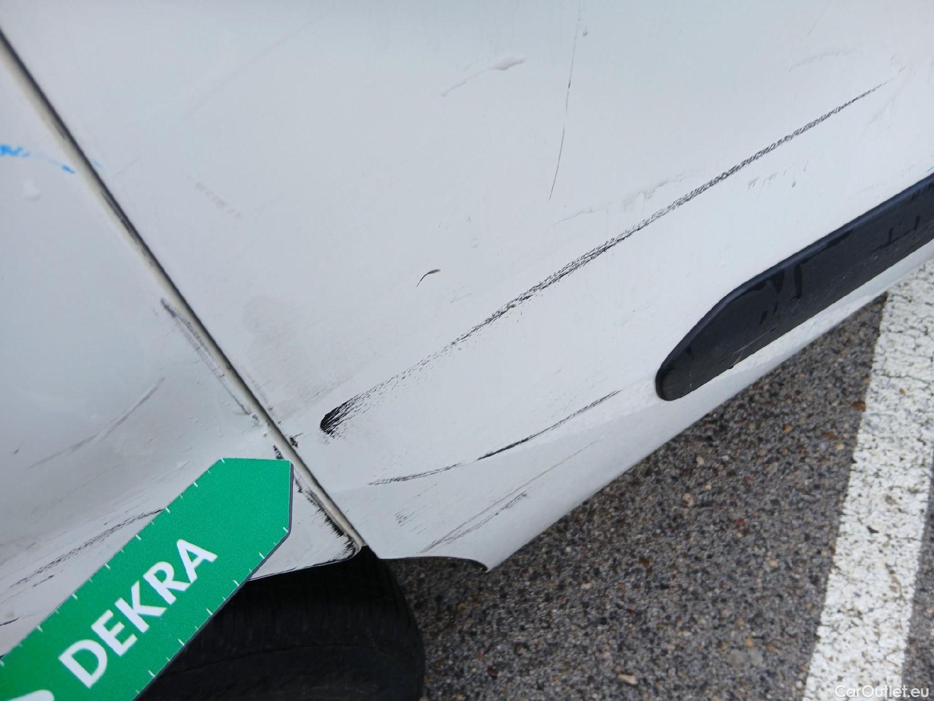  Opel  Combo OPEL  / 2012 / 3P / furgón derivado de turismo Cargo 1.3 CDTI 70kW (95CV) L1 H1 #19