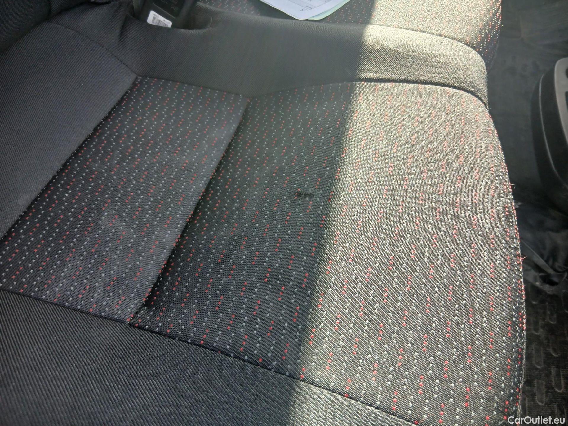  Peugeot  Boxer PEUGEOT  / 2014 / 4P / furgón 330 L1 H1 BHDI 103kW (140CV) S&S 6 V M (CX) #22