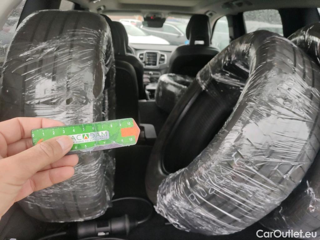  Volvo  XC90 VOLVO  / 2019 / 5P / todoterreno 2.0 T8 AWD Recharge Inscription Exp Auto #23