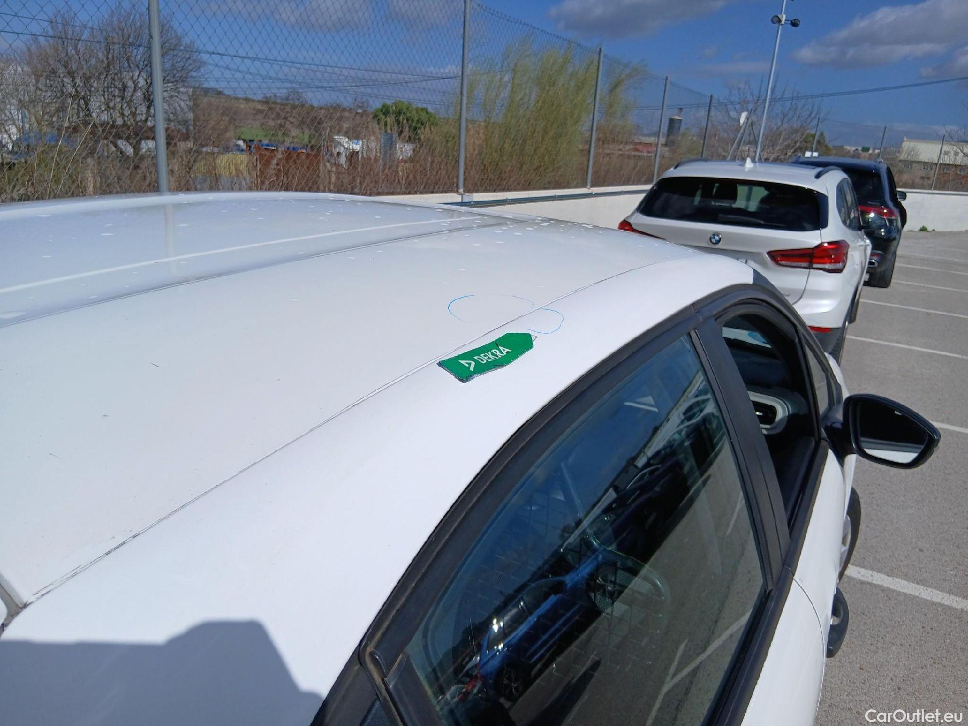  Citroen  C3 CITROEN  / 2016 / 5P / berlina comercial BlueHDi 73KW (100CV) S&S Comercial #41