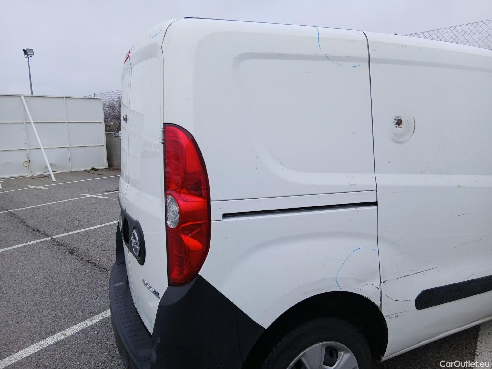  Opel  Combo OPEL  / 2012 / 3P / furgón derivado de turismo Cargo 1.3 CDTI 70kW (95CV) L1 H1 #18