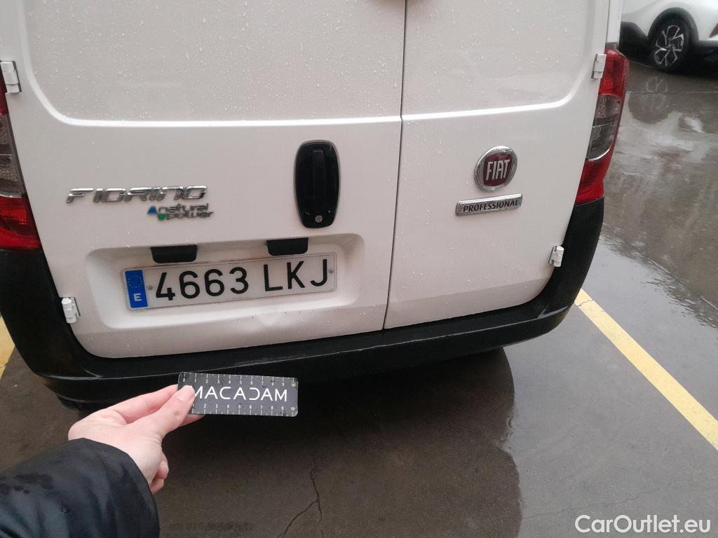  Fiat  Fiorino FIAT  / 2016 / 3P / furgón derivado de turismo Cargo Base 1.4 Natural Power 51kW (70CV) #1