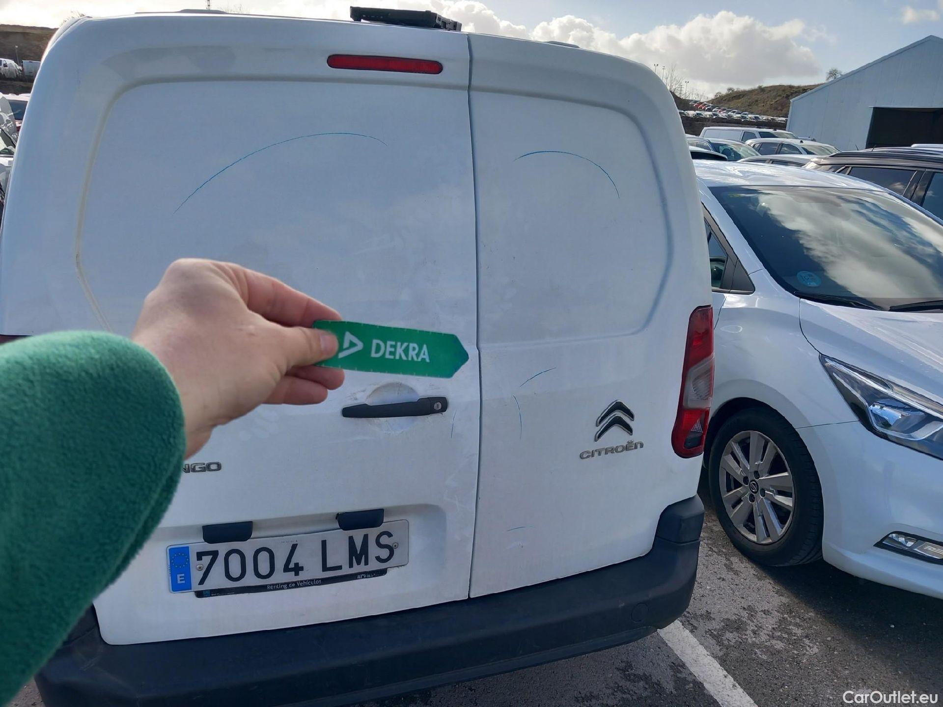  Citroen  Berlingo CITROEN  / 2018 / 3P / furgón derivado de turismo Talla M BlueHDi 100 CONTROL #26