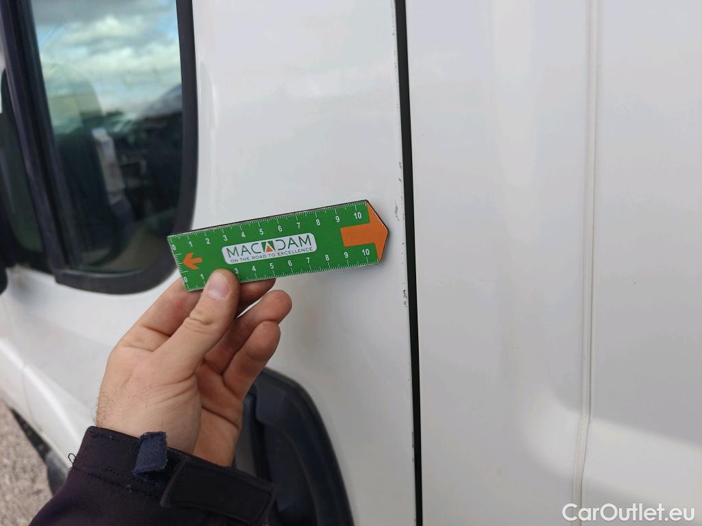  Citroen  Jumper CITROEN  / 2014 / 4P / furgón BlueHDi 88KW (120CV) Furgón 35L3H2 #86