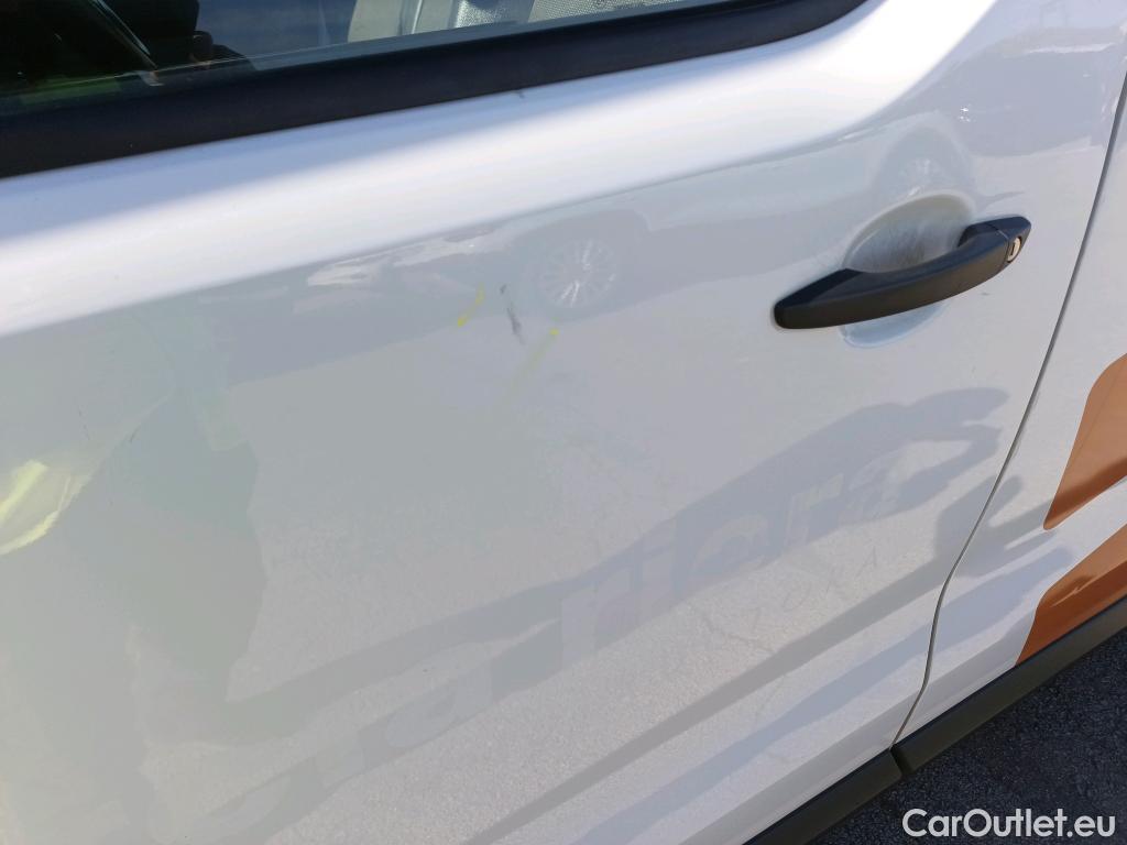  Opel  Vivaro OPEL  / 2019 / 4P / furgón 1.5 Diésel 74kW (100CV) M Std Select #11