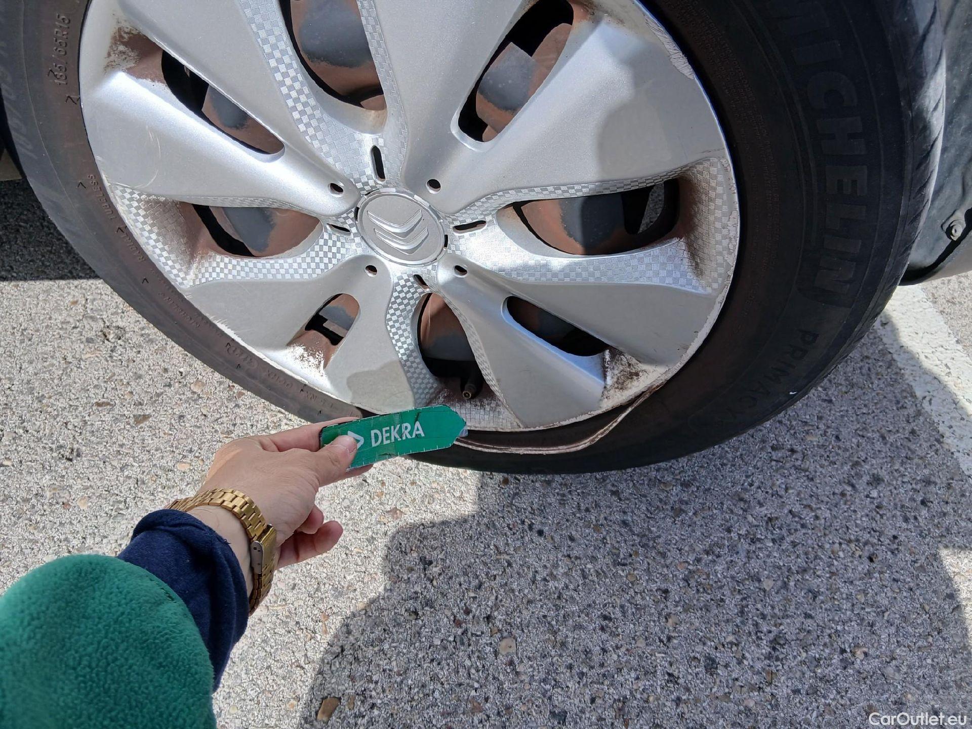  Citroen  C3 CITROEN  / 2016 / 5P / berlina comercial BlueHDi 73KW (100CV) S&S Comercial #55