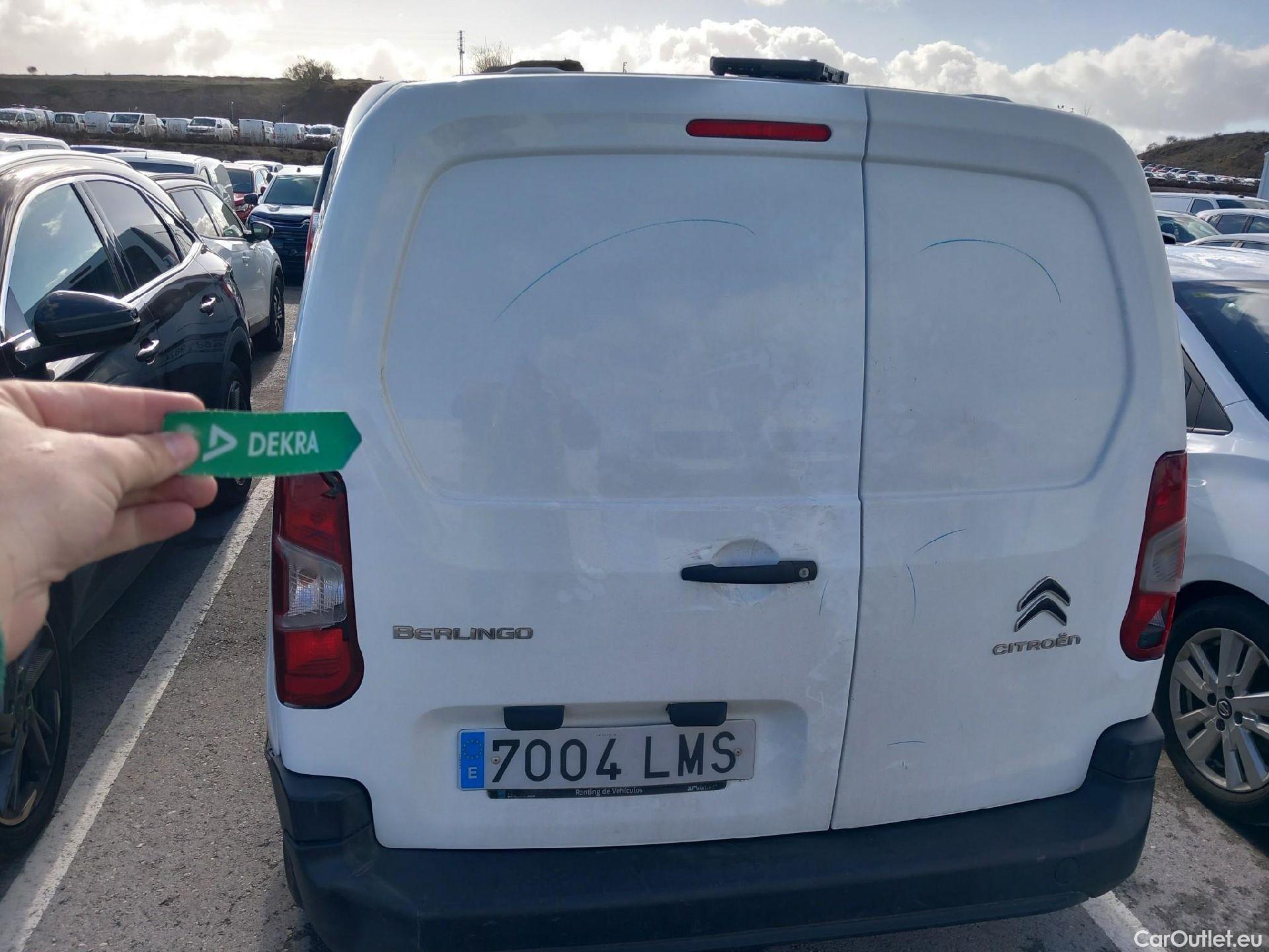  Citroen  Berlingo CITROEN  / 2018 / 3P / furgón derivado de turismo Talla M BlueHDi 100 CONTROL #23