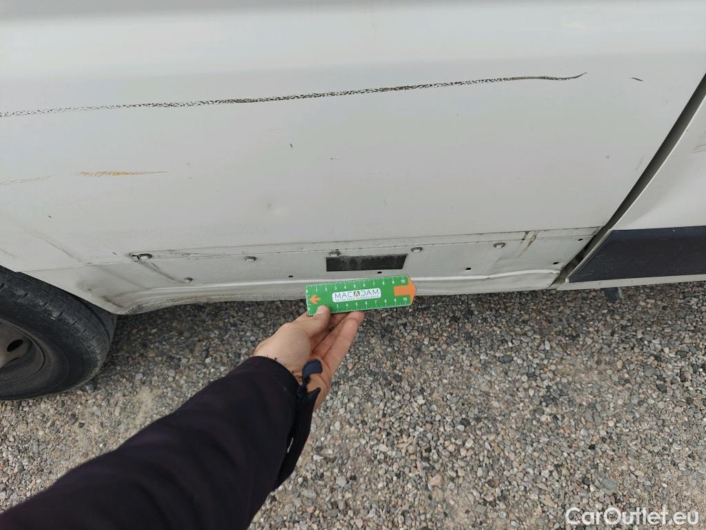  Citroen  Jumper CITROEN  / 2014 / 4P / furgón BlueHDi 88KW (120CV) Furgón 35L3H2 #107