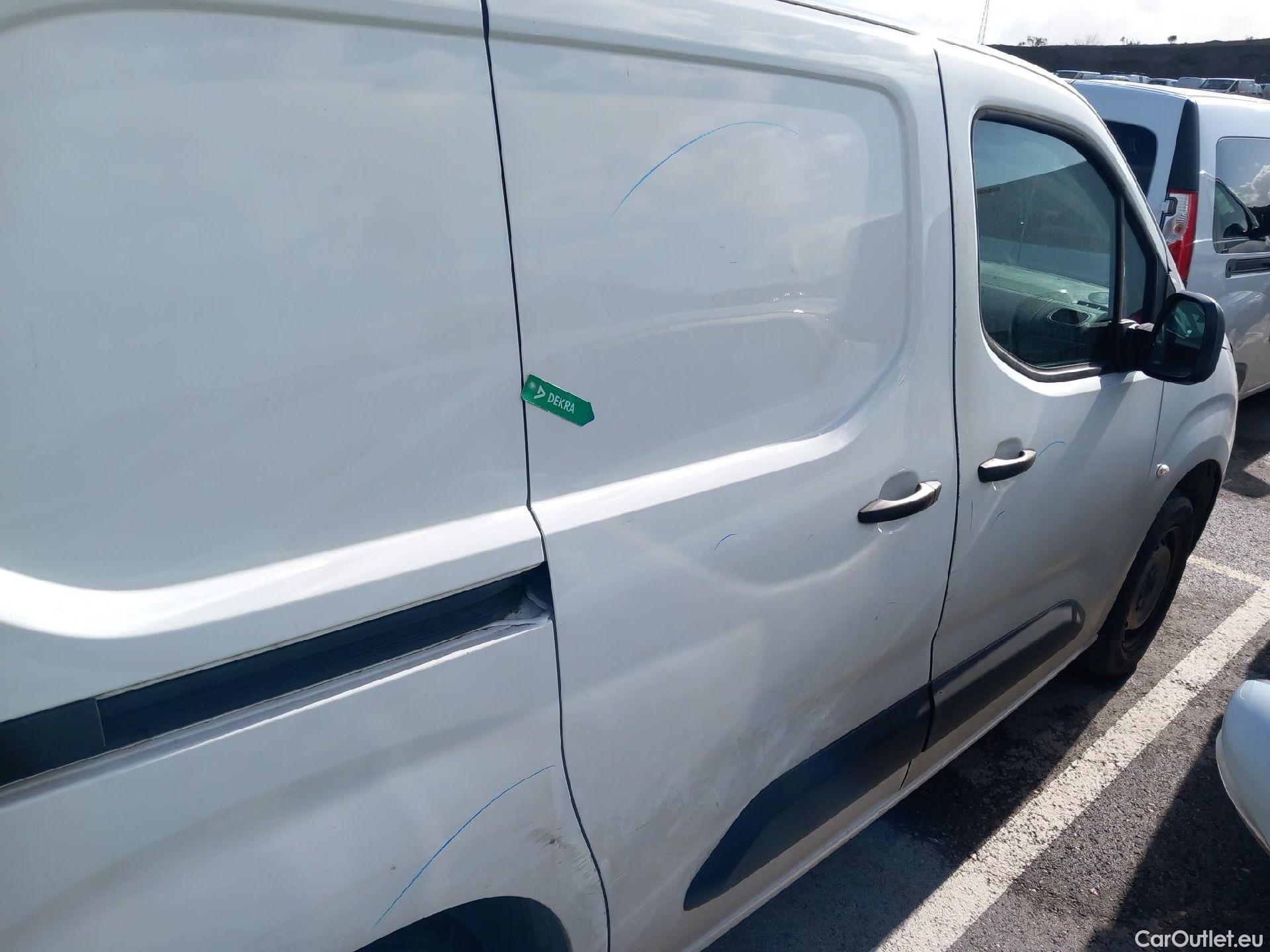  Citroen  Berlingo CITROEN  / 2018 / 3P / furgón derivado de turismo Talla M BlueHDi 100 CONTROL #36