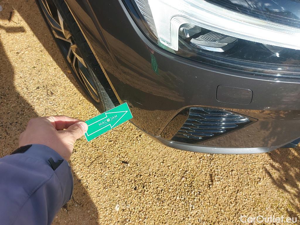  Volvo  XC60 VOLVO  / 2017 / 5P / todoterreno 2.0 B4 D AWD Ultimate Dark Auto #4