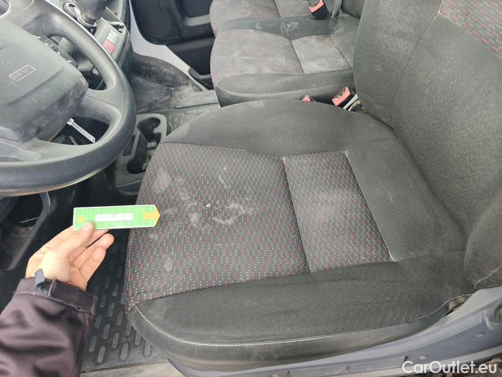  Citroen  Jumper CITROEN  / 2014 / 4P / furgón BlueHDi 88KW (120CV) Furgón 35L3H2 #96