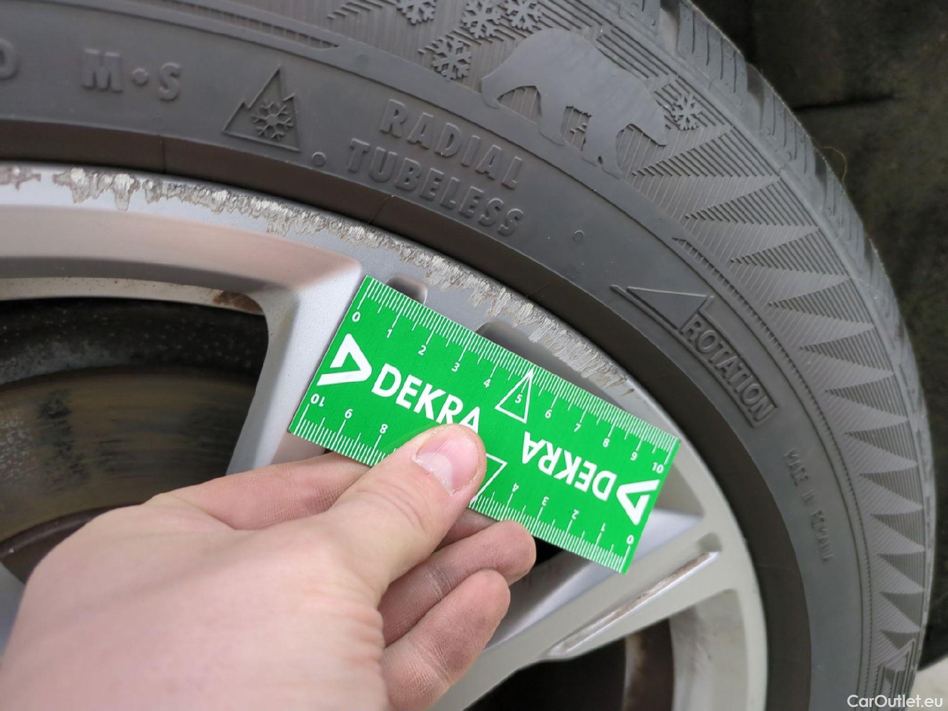  Audi  A4 AUDI  / 2019 / 4P / Berline 30 TDI 136 S tronic Business Line #14